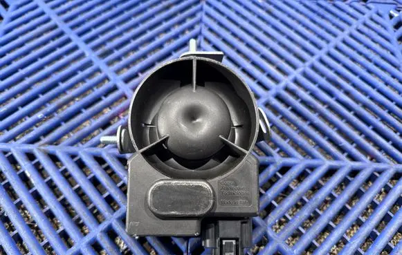 Toyota Auris E180 Alarm system siren 8904002030 2370005930