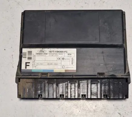 Ford Focus Comfort/convenience module 1S7T15K600FC 5WK48730E