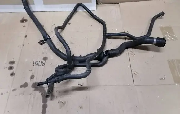 Skoda Octavia Mk2 (1Z) Heater radiator pipe/hose 1K0122101GQ
