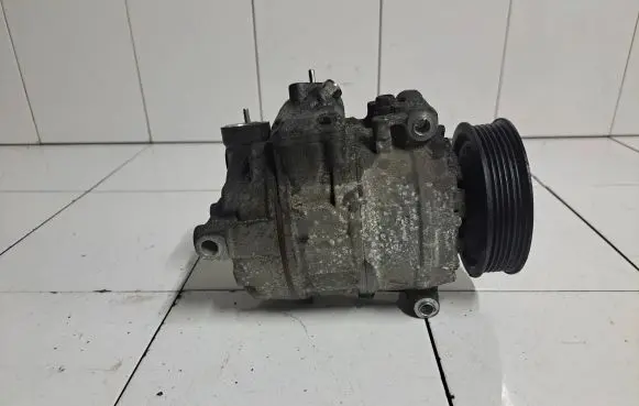 Volkswagen Jetta V Air conditioning (A/C) compressor (pump) 1K0820859C GE4471907952 SEU17C