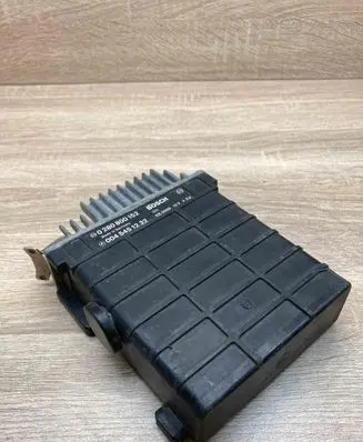 Mercedes-Benz E W124 Engine control unit/module ECU 0045451232 0280800152