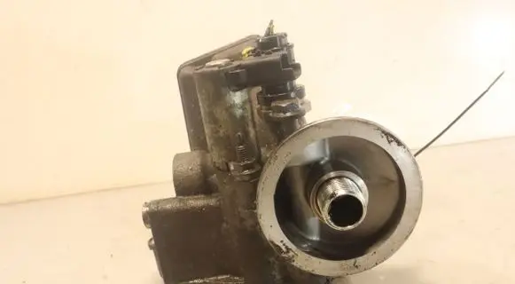 Engine oil radiator