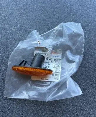 Opel Vectra B Front fender indicator light 93394759 90512708 S255792760