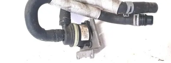 Opel Antara Water pump 95165365