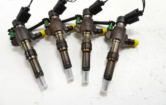 Fuel injector
