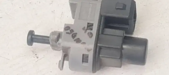 Clutch pedal sensor
