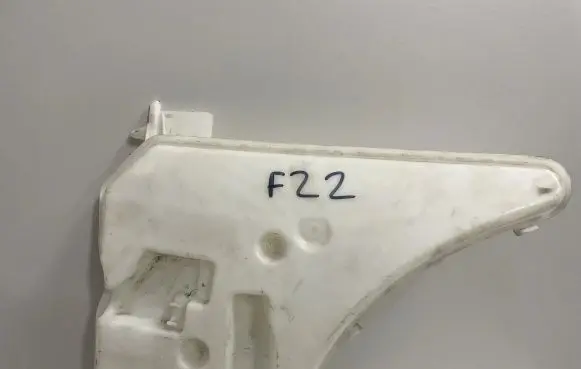 BMW 2 F22 F23 Windshield washer fluid reservoir/tank 7157144