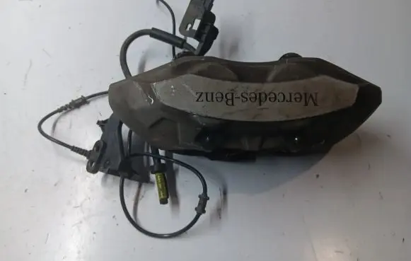 Mercedes-Benz GLC X253 C253 Front brake caliper A25308
