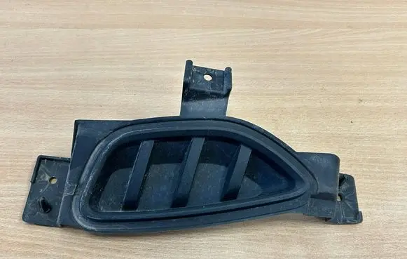 Ford Escape IV Front fog light trim/grill LJ6B15A245ACW