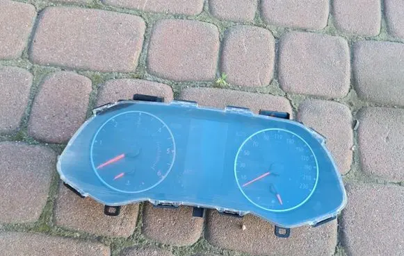Renault Captur II Speedometer (instrument cluster) 248100942R