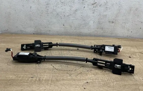 Audi A8 S8 D4 4H Seat belt adjustment motor 4H0857833 B1025048