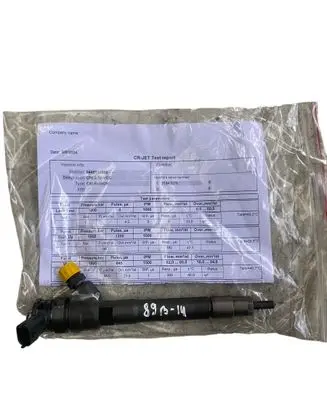 Opel Vivaro Fuel injector 0445110569
