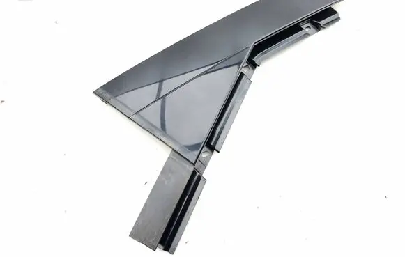 Volvo S90, V90 Rear door glass trim molding 31391303 20160408