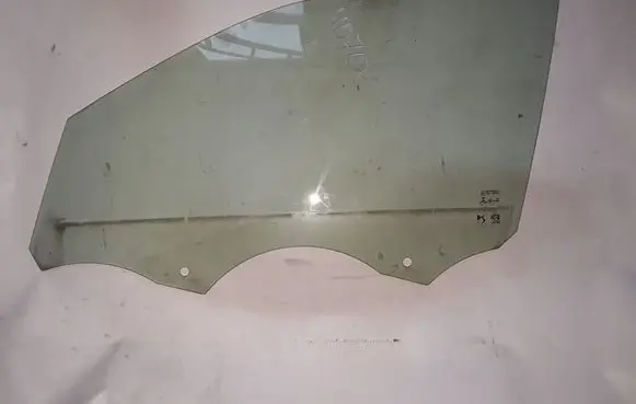 Peugeot 2008 II Front door window glass four-door 9820835480