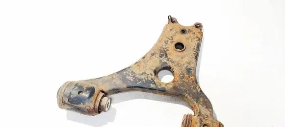 Mercedes-Benz A W169 Front lower control arm/wishbone 