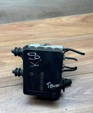 Audi A3 S3 8P ABS Pump 1K0614517T 10020602204