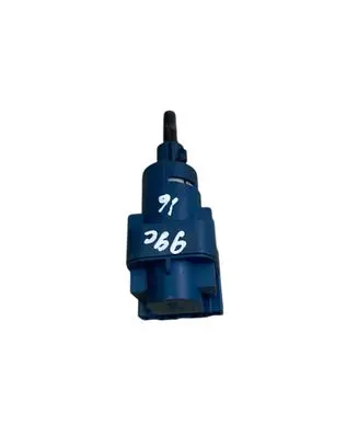Volkswagen Amarok Brake pedal sensor switch