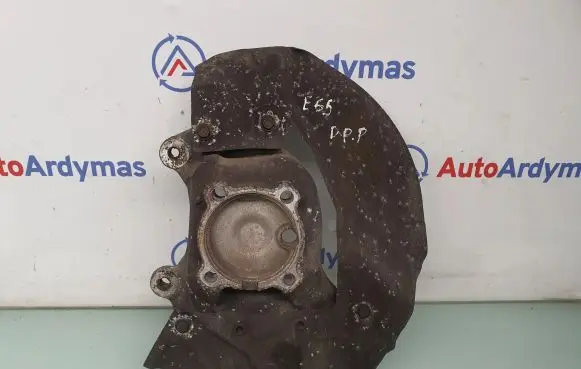BMW 7 E65 E66 Front wheel hub spindle knuckle 6753462 31216753462