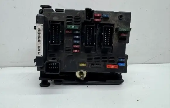 Citroen Xsara Fuse module 9646405280 BSMB3