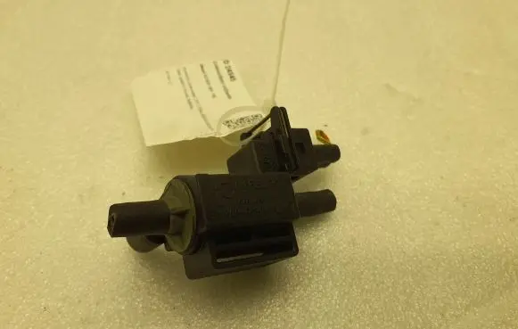 Jaguar XJ X351 Turbo solenoid valve 70243600