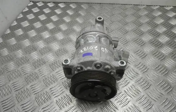Skoda Fabia Mk3 (NJ) Air conditioning (A/C) compressor (pump) 5Q0820803G