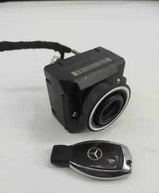 Mercedes-Benz C W204 Ignition lock A2045451308 33003209 33003211