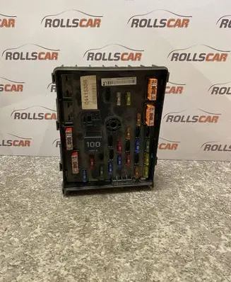 Volkswagen PASSAT B6 Fuse module 3C0937125