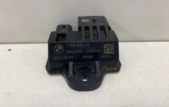 BMW 5 F10 F11 Glow plug pre-heat relay 7810856