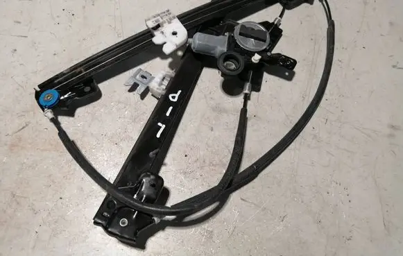 Nissan Pathfinder R52 Front door window regulator with motor 807013KG0B 807319PG0B