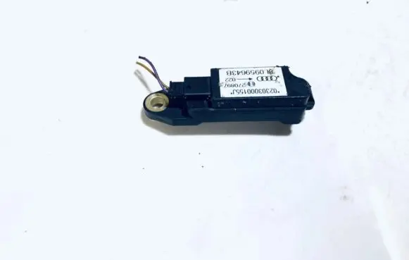Audi A3 S3 8L Airbag deployment crash/impact sensor 8l0959643b 270897