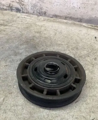 Citroen C4 Cactus Crankshaft pulley 9821624380