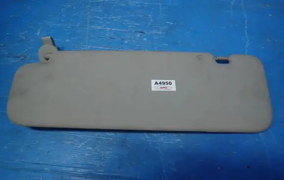 KIA Venga Sun visor
