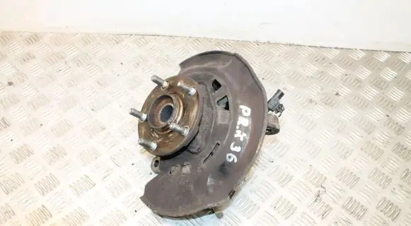 Toyota Verso-S Front wheel hub