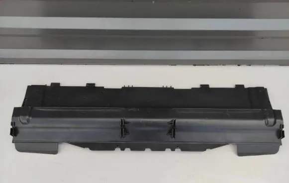 Porsche Macan (95B) Air intake duct part 9Y0121673B 9Y0121673