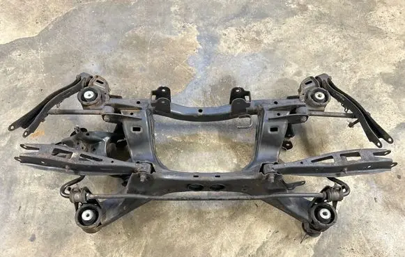 Subaru Legacy Rear subframe 41322AG00A B9609DB
