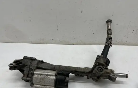 BMW 5 F10 F11 Steering rack 6854143