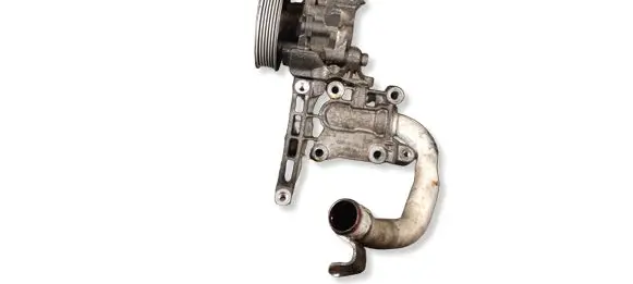 Volkswagen Touareg II Power steering pump mounting bracket 059145169