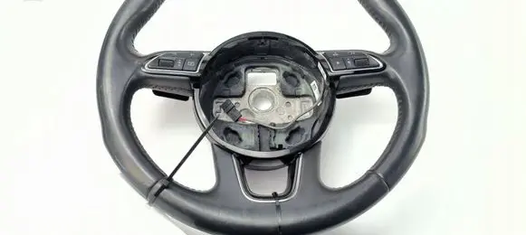 Audi Q3 F3 Steering wheel 
