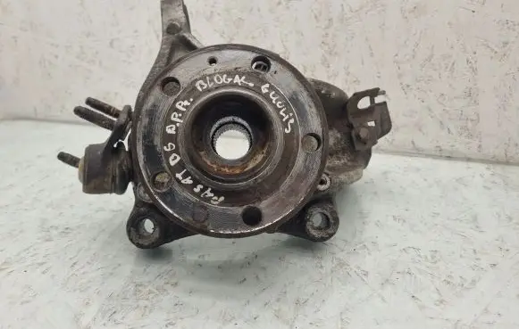 Volkswagen PASSAT B6 Front wheel hub 3C0366A 3C9407258G