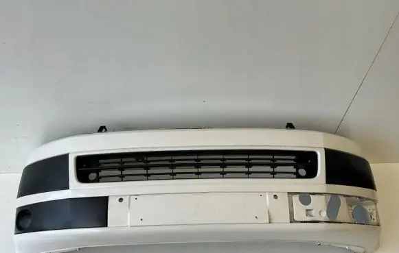 Volkswagen Multivan T5 Front bumper 7E5807221