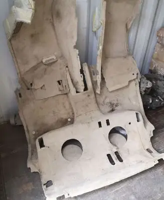 Volkswagen Touareg II Interior carpet 