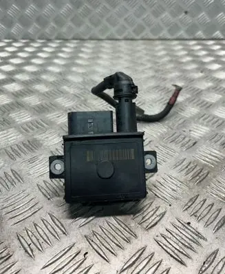BMW X1 E84 Glow plug pre-heat relay 7798000