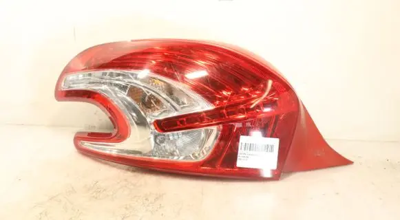 Peugeot 208 Rear/tail lights 9672628280-01