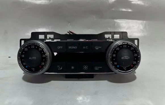 Mercedes-Benz C W204 Climate control unit 2049002103
