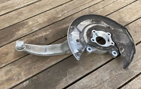 Volvo XC90 Front wheel hub 31476678