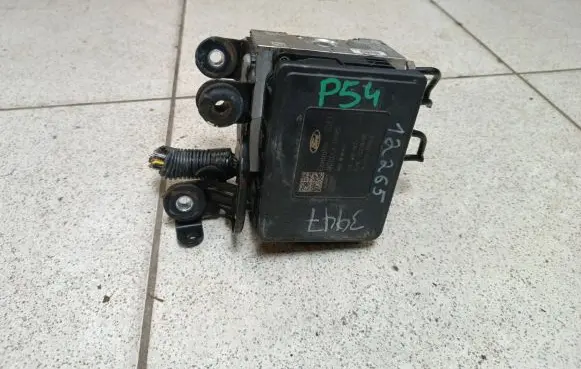 Ford Fusion II ABS Pump DG9C-2C405-DF