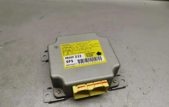 Mitsubishi Galant Airbag control unit/module MR309232