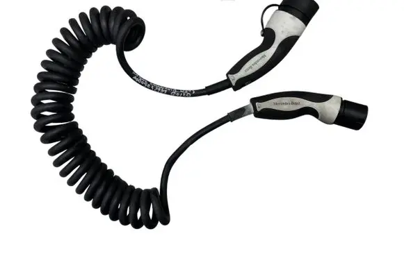 Mercedes-Benz E W213 Electric car charging cable A0005832901
