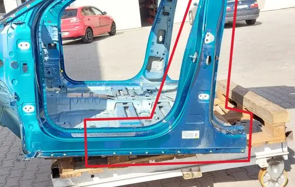 Peugeot 3008 III Pillar (middle) PEU3008
