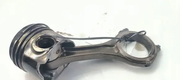 Audi A5 8T 8F Piston with connecting rod 